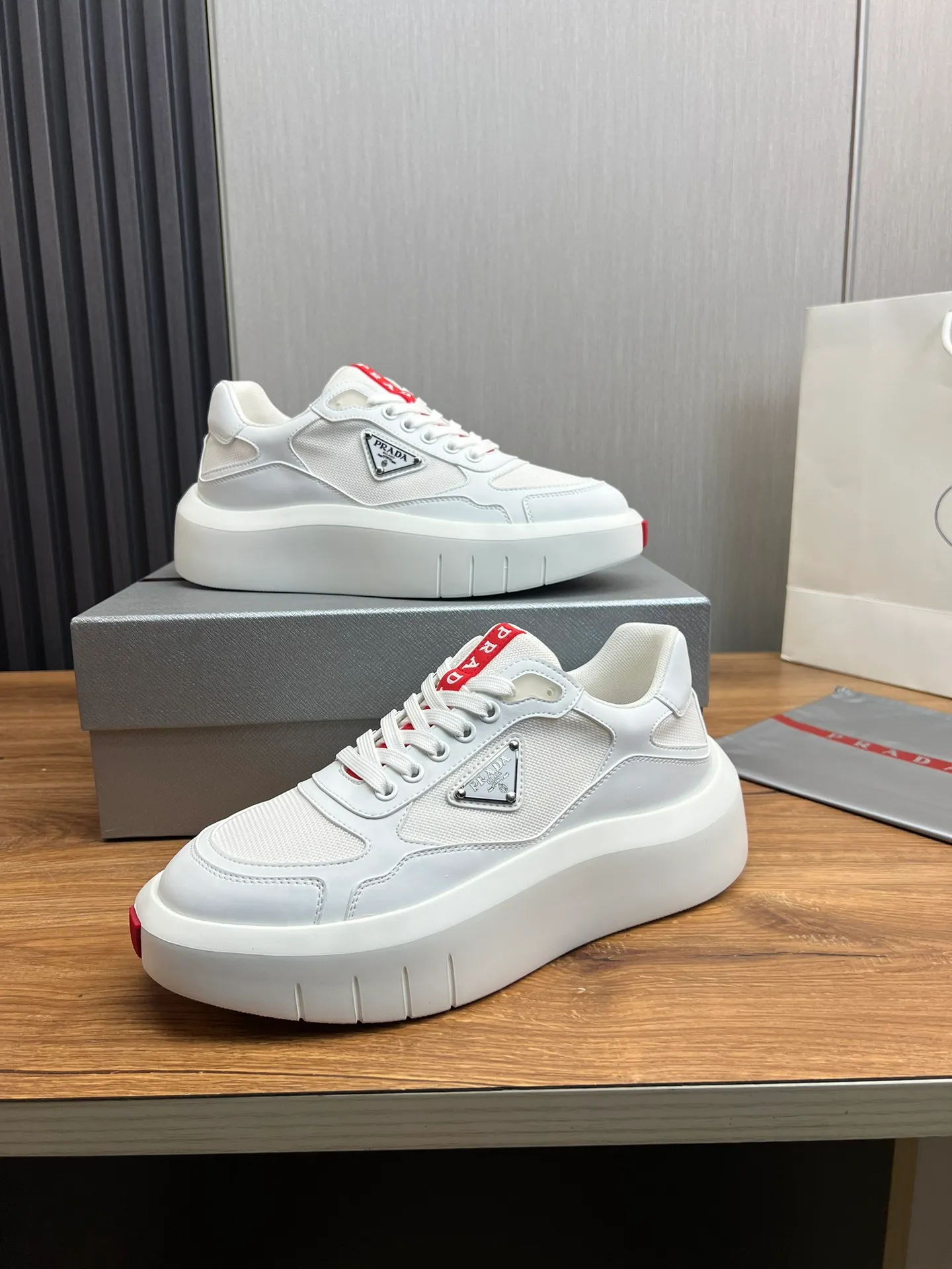Men's shoes 💰620💰 [PRADA] Men's shoes are popular in the counter, official website is synchronized, high-quality shipments ✔️Original cowhide stitching mesh + cowhide lining, 1🆚1 replica, original original bottom, 38-45 (45 customized, non-refundable)